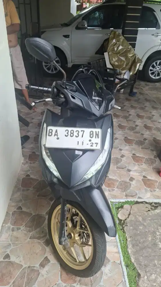 Jual Honda Vario 150 – Surat Kendaraan Lengkap
