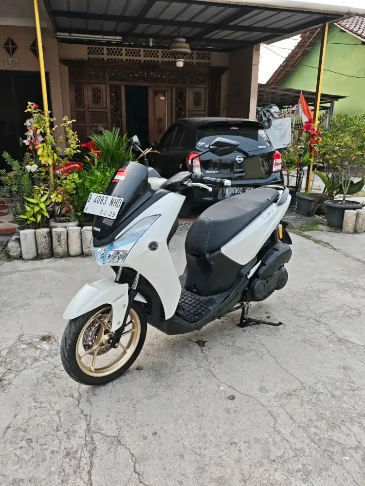 {Forsale} Yamaha Lexi 125cc Mesin Halus