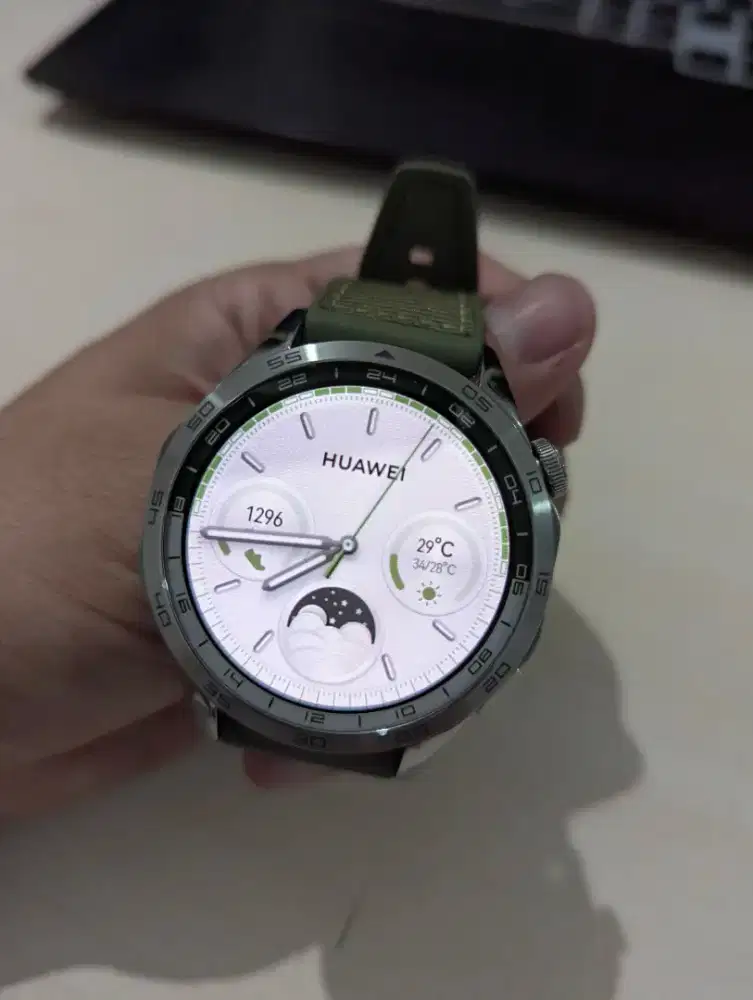 Huawei Watch GT 4 (Like a New)