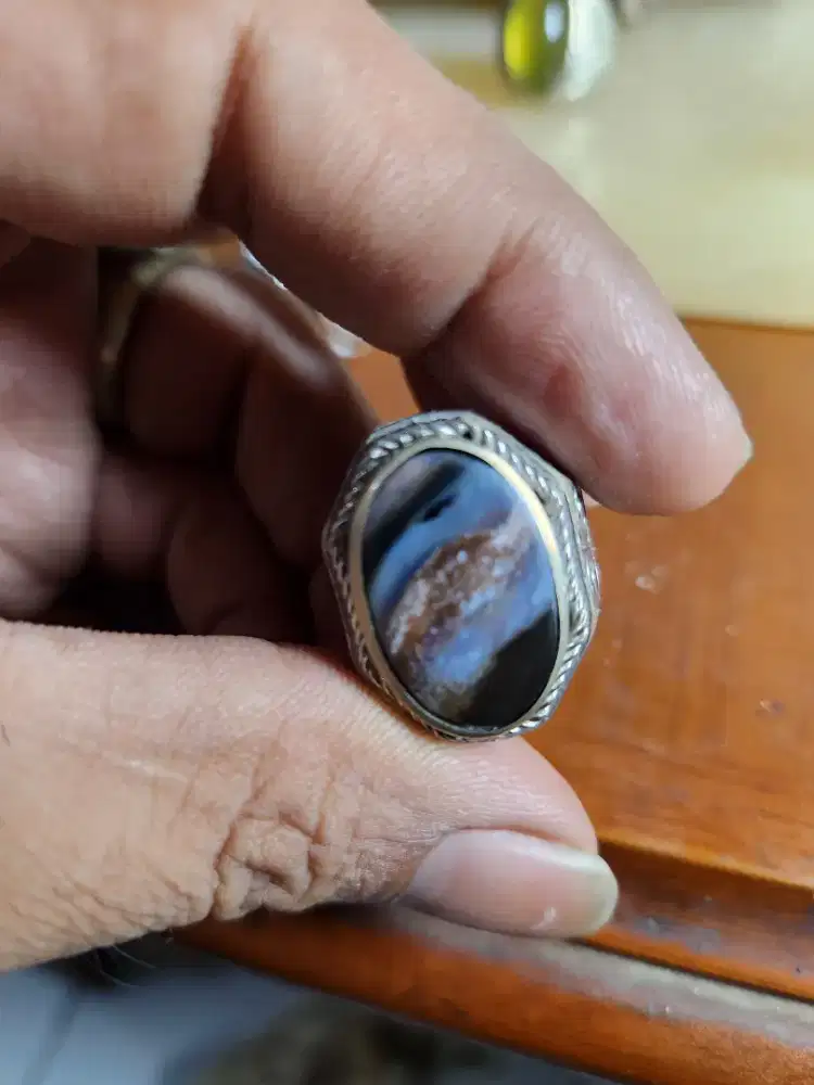 Cincin batu garut