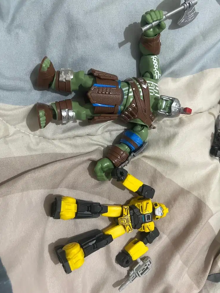 Blokees Hulk and Blokees B-127