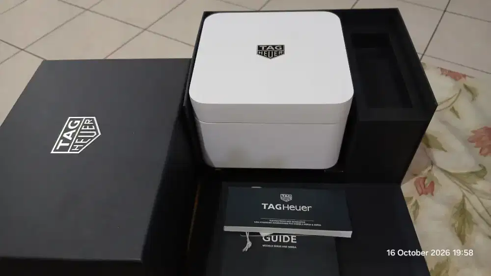 Box Tag Heuer Connected Calibre E4 Golf Edition