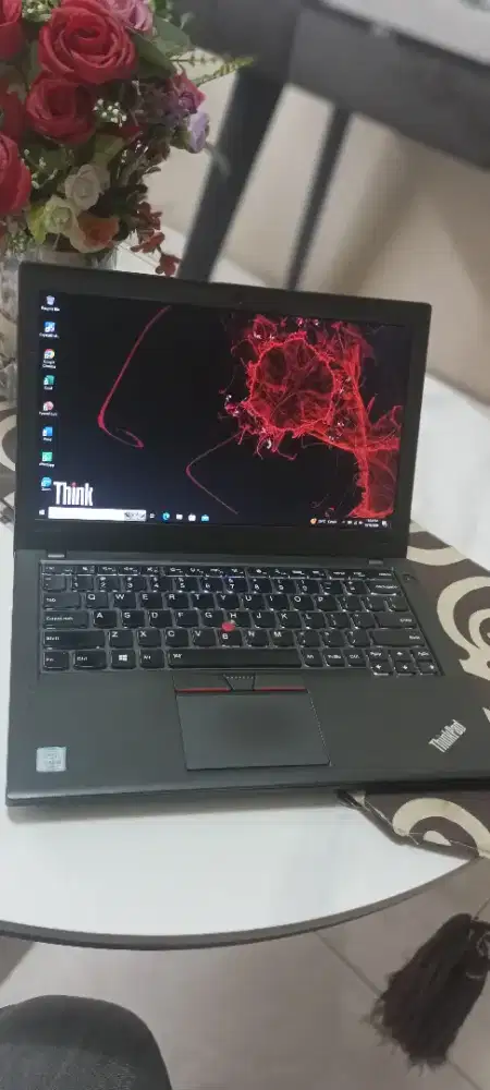 Thinkpad x260 core i3 gen 6 siap pakai