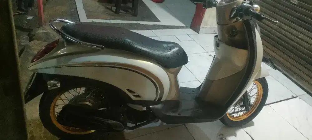 Honda Scoopy karbu 2012 surat komplit