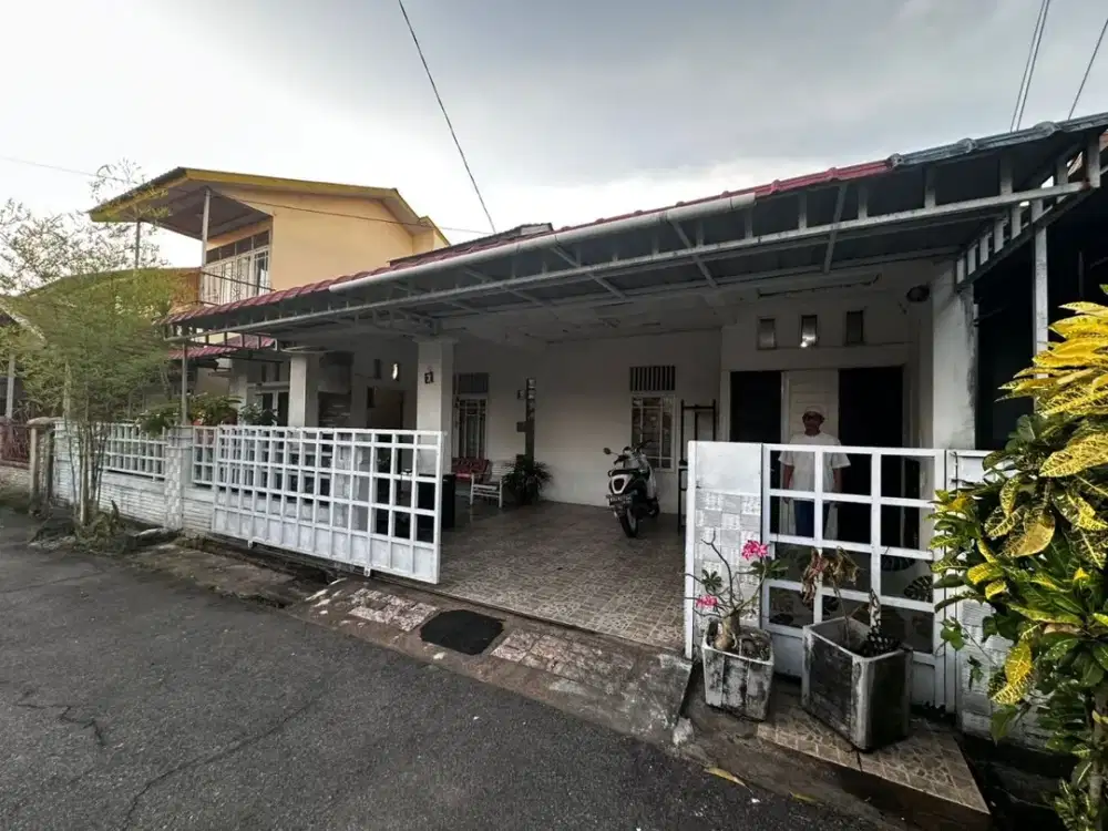 Rumah Pontianak Jl. Swignyo Komp. Citra Indah 1