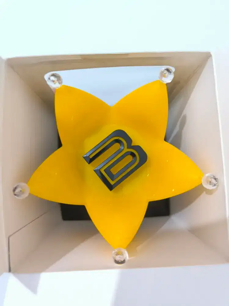 [BNIB] Original BigBang Light Stick V4 Official Merchandise