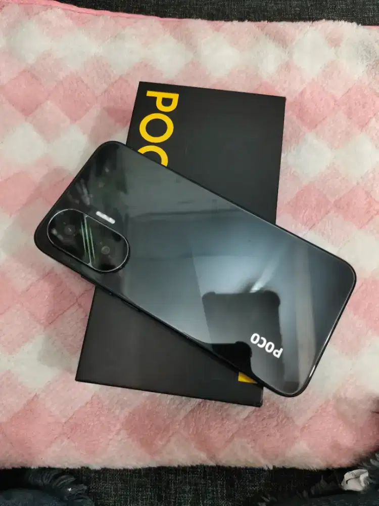 Poco F7 ram 12/512