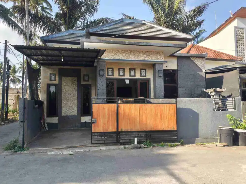 RUMAH DISEWAKAN BLUMBUNGAN
