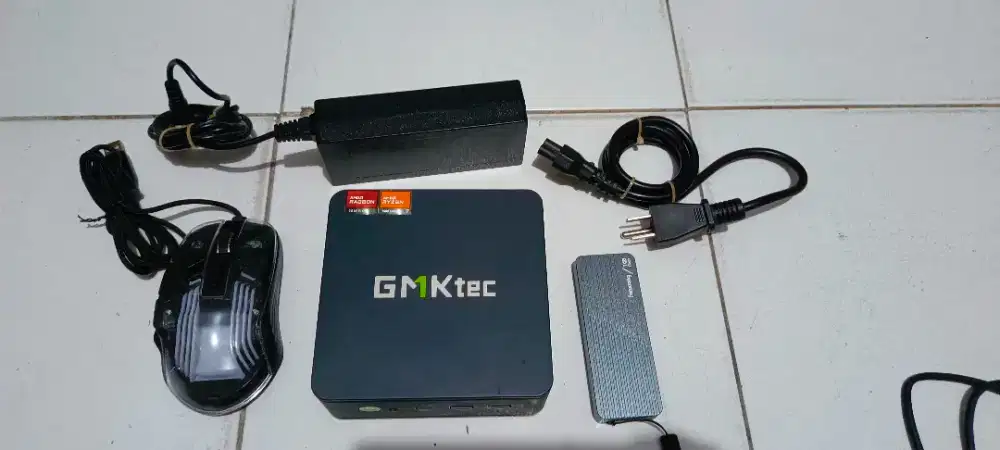 GMKtec MINI PC K6 AMD Ryzen 7 7840HS USB4.0 DDR5 5600Mhz M.2 NVME SSD