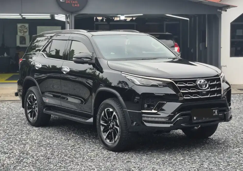 Fortuner 2021 2.4 GR sport