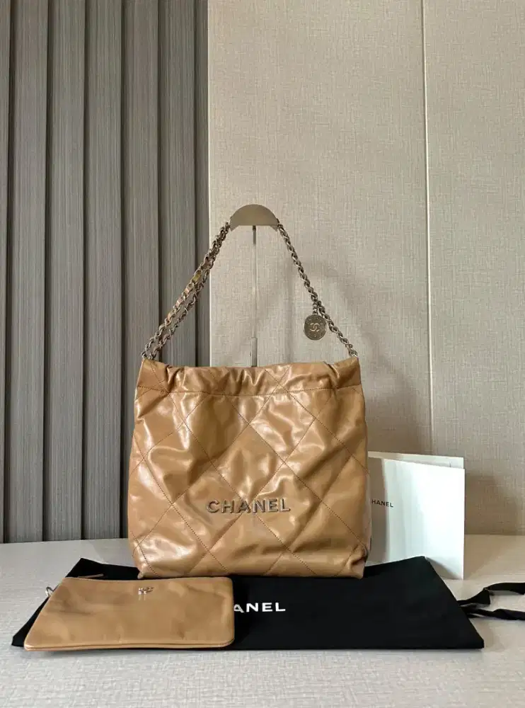 Chanel C22 small beige shw 2022