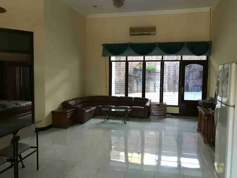 Dijual Rumah Bagus Full Furnished Siap Pakai di Perumahan Villa Candi Asri, Semarang