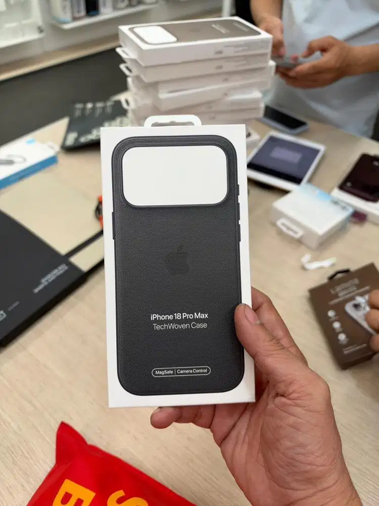 Casing iphone 18 pro max