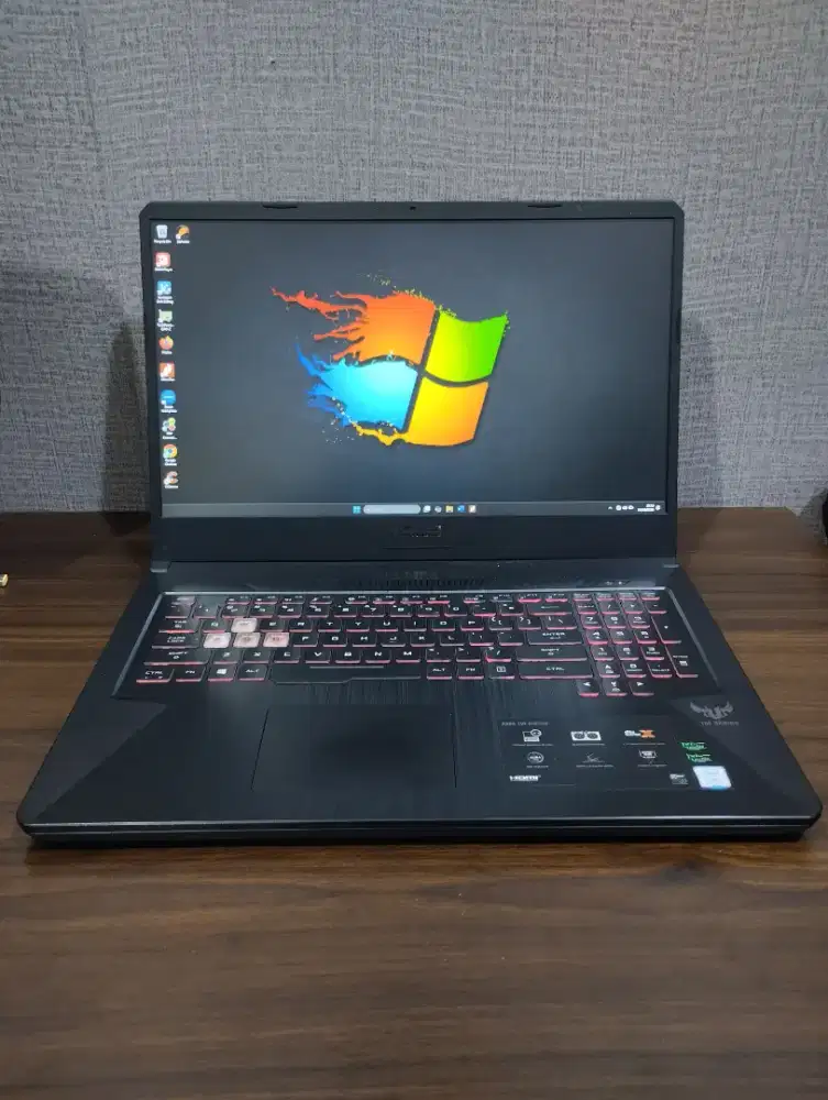 Jual Laptop Spek Dewa Asus TUF Gaming  i7-8750H  @2.2 Ghz (12 CPUs)