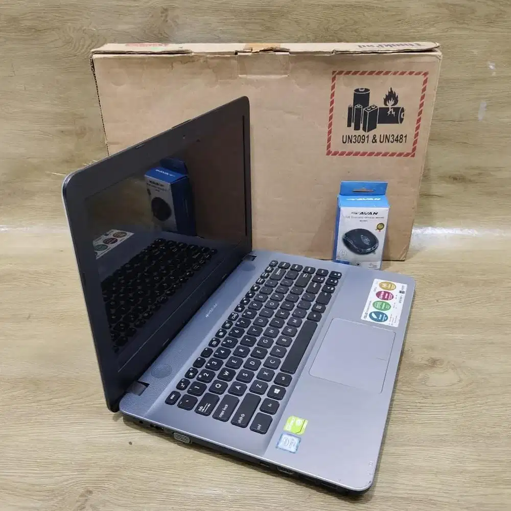LAPTOP ASUS X441U SLIM CORE i3 GEN 6 RAM 12GB DUAL VGA