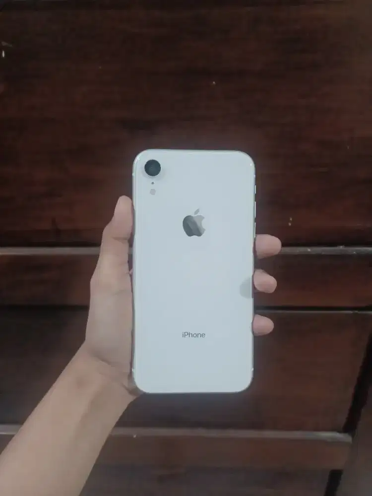 Iphone xr white 64gb
