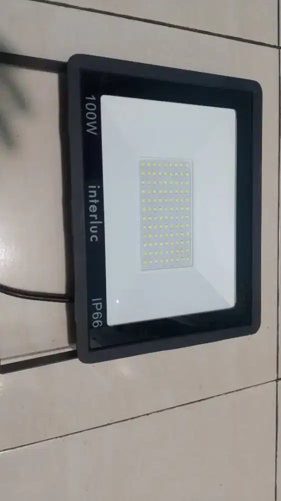 Lampu Tembak LED 100 wat