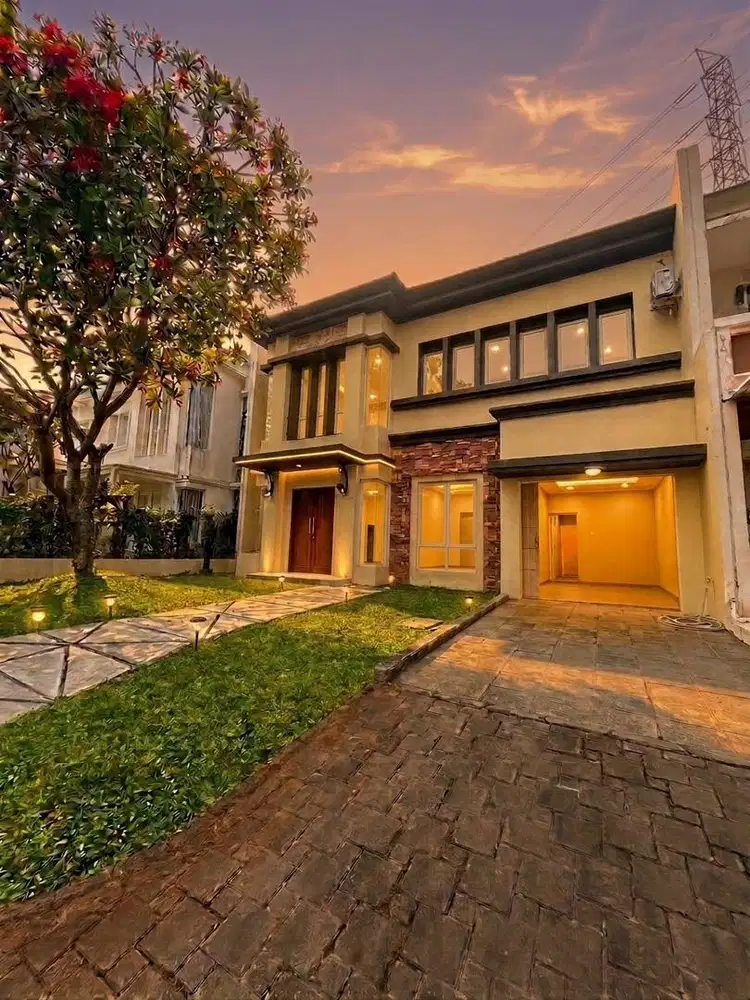 Dijual Rumah Besar dan Luas Rapih Siap Huni di Kota Wisata Cibubur