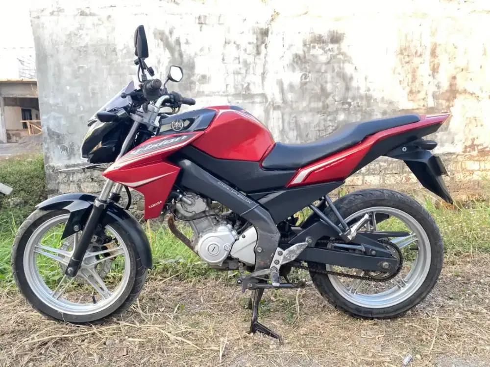 DIJUAL YAMAHA VIXION NVL 2014 (BU)