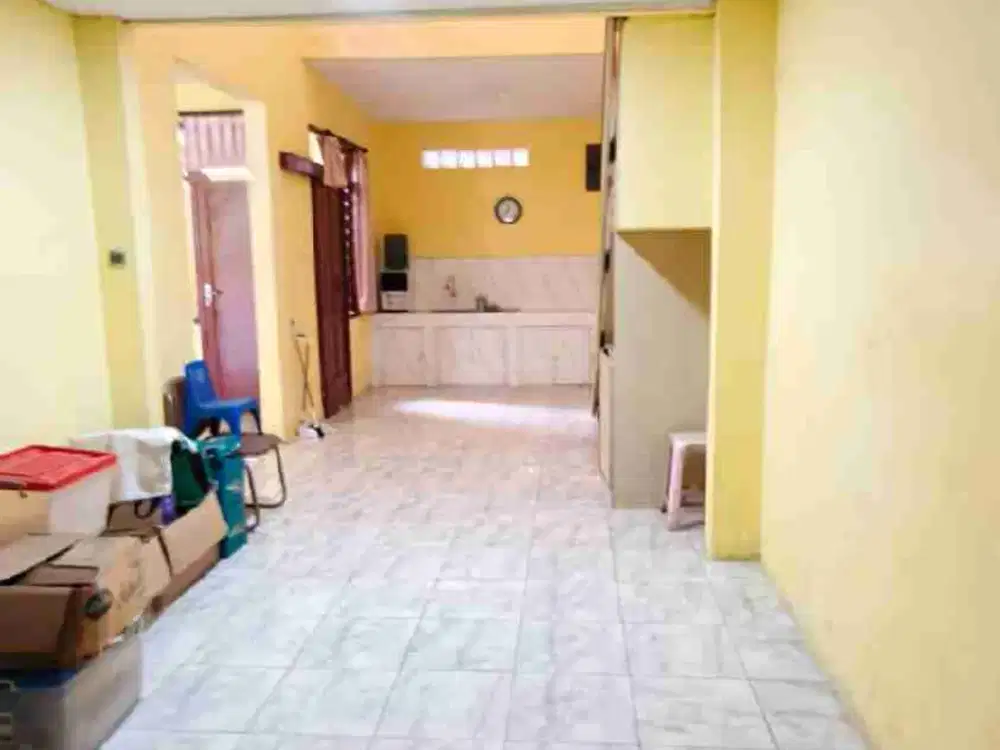 jual murah rumah 2 lantai di Kopo permai