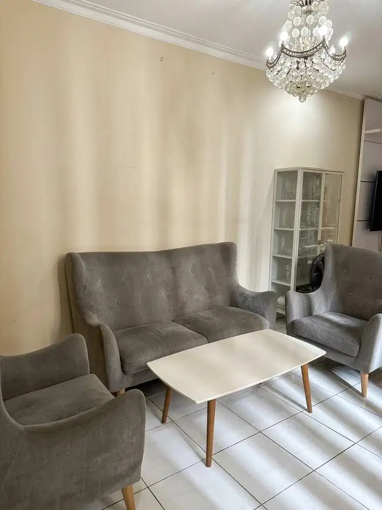 Dijual Murah Rumah Siap Huni di Dalam Cluster Kota Wisata Cibubur