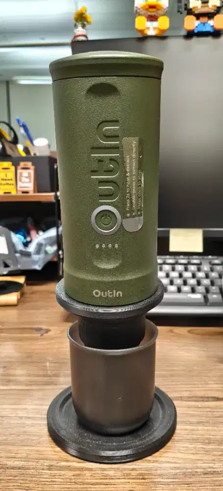 OutIn Nano Portable Electric Espresso Machine Green (Like New)