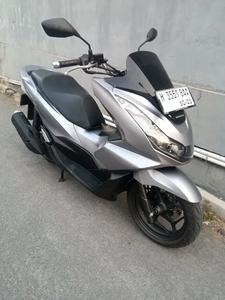 Honda PCX 160 2024 Silver