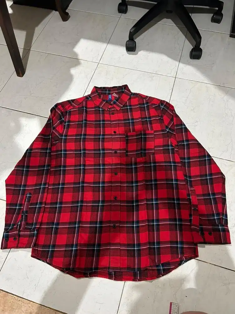 Kemeja H&M Ukuran M