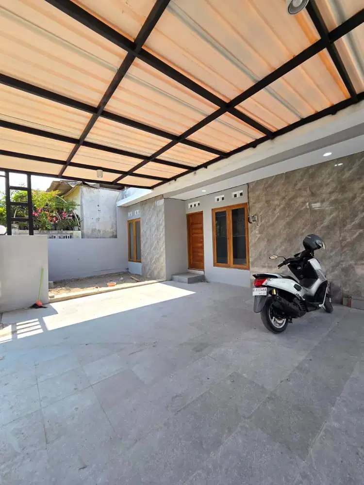 Rumah Strategis dan Luas dekat Jalan Raya Selomartani