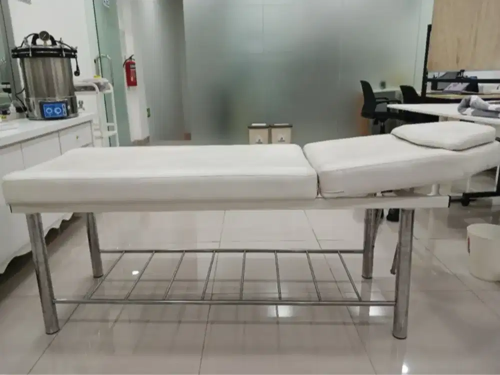 PERALATAN SALON KECANTIKAN  PERFECT  CONDITION