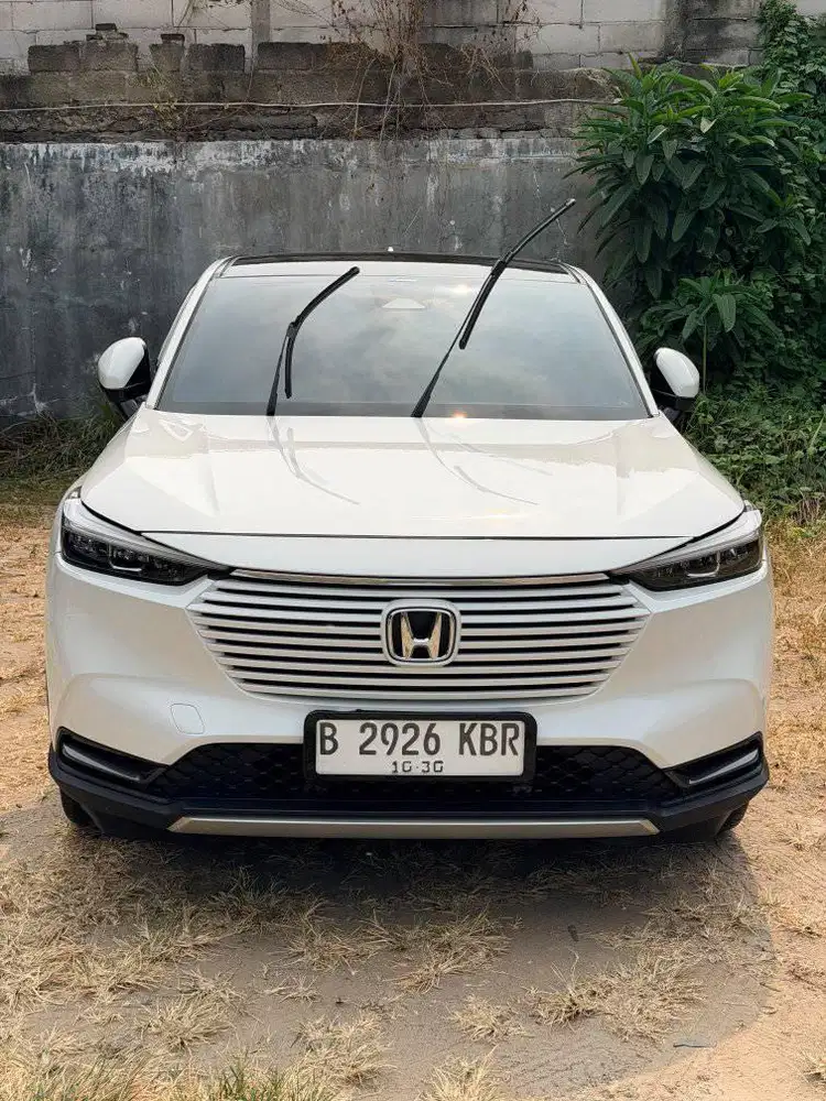 hr-v se at matic 2022 km low sunroof
