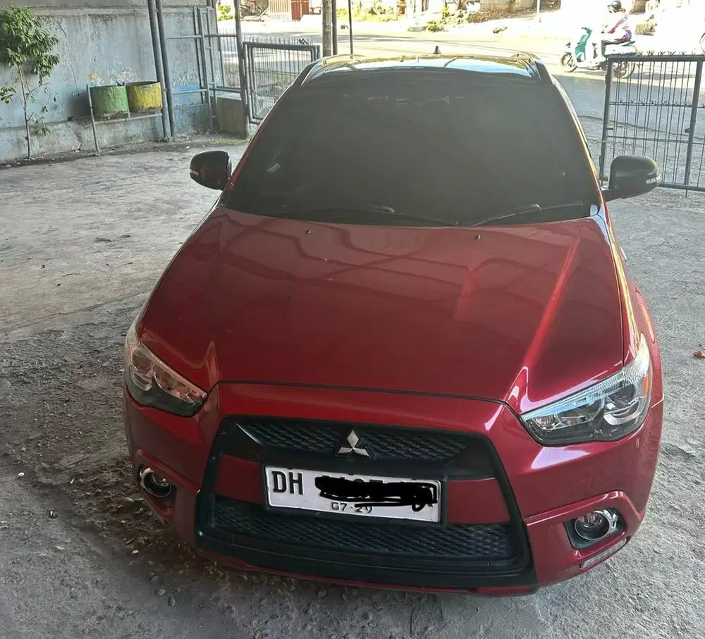 Mitsubishi outlander px 2013 at