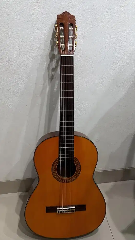 Gitar Yamaha c80