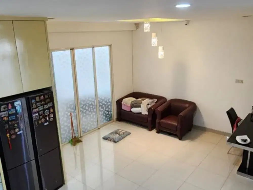 Dijual Rumah di PIK 1
