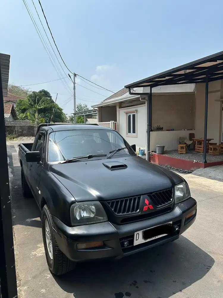 Mitsubishi L200 single cabin