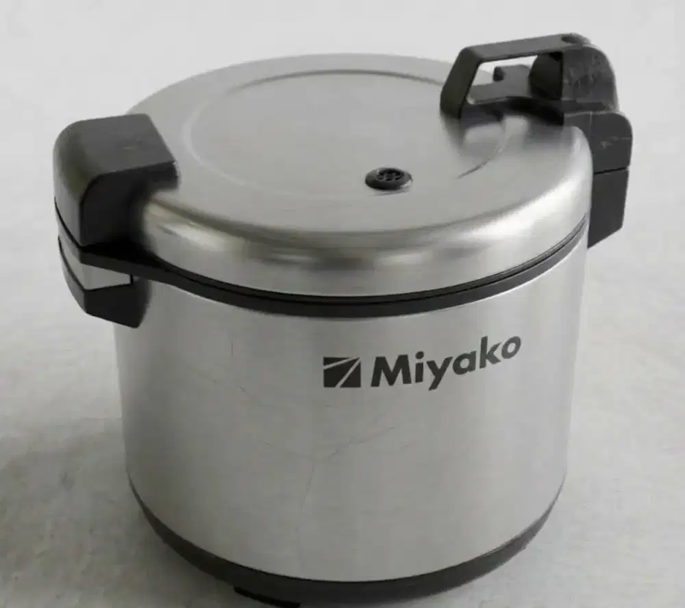 Jual magicom/penghangat nasi miyako 20 Liter