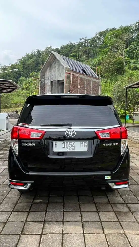Toyota Kijang Innova venturer A/T 2020 diesel