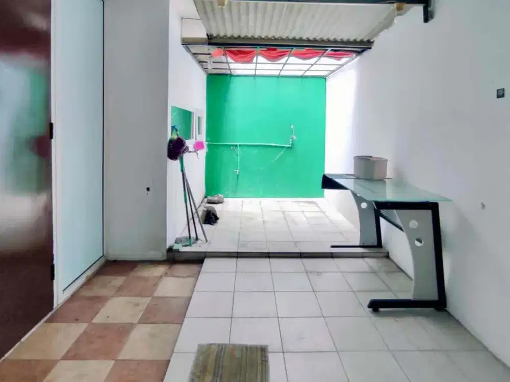 Jual Rumah 2 Lt di Greencourt Siap Huni One Gate System