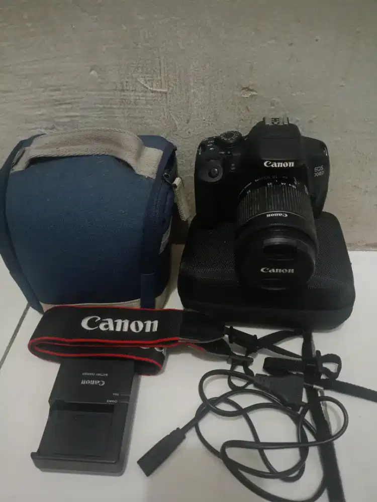 Kamera Canon eos 700D