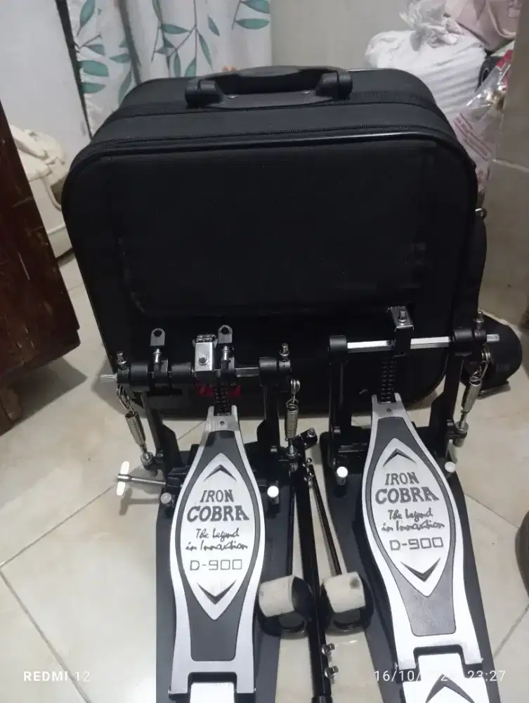 Double pedal Iron cobra D900+case pearl