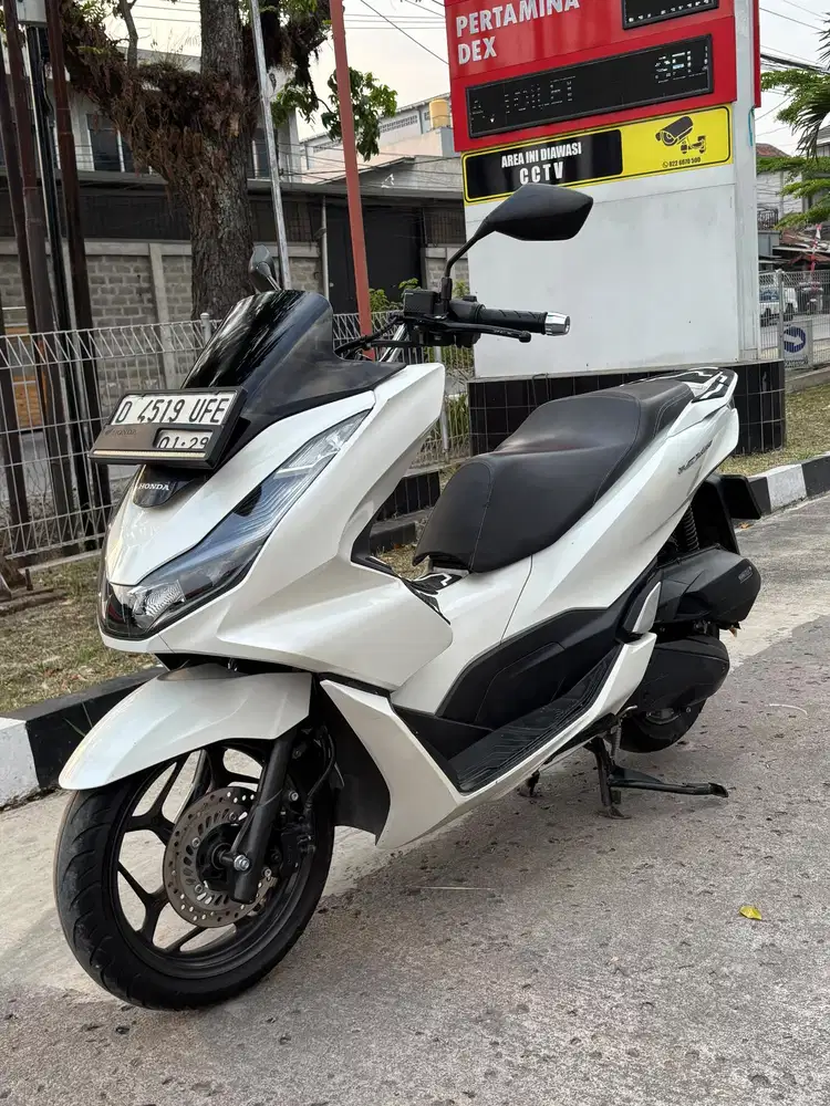 Honda PCX 160 CBS 2023 mulus