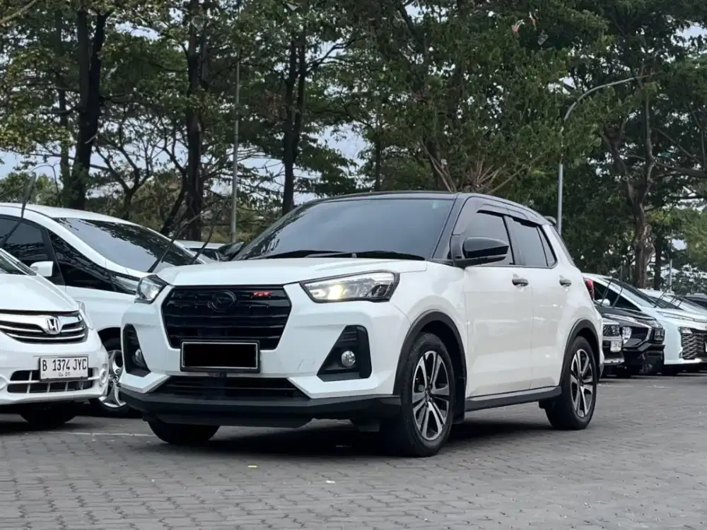 [ TERAWAT ] DAIHATSU ROCKY 1.0 R TURBO AT MATIC 2021 PUTIH