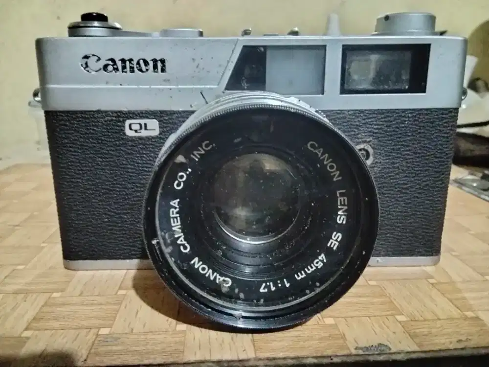 Kamera analog CANON QL17