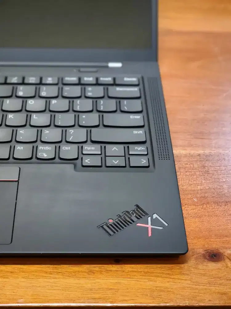 Istimewa! Thinkpad X1 Carbon G9 TS i5 Gen 11 RAM 16GB Laptop Favorit