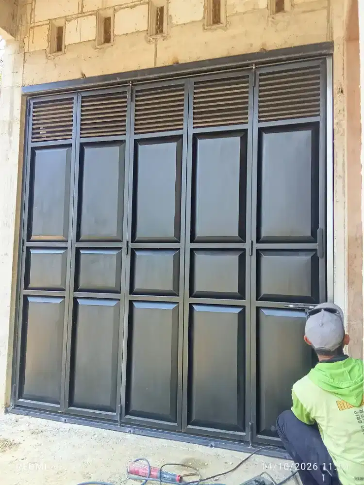Pintu pengaman ruko / pintu lipat