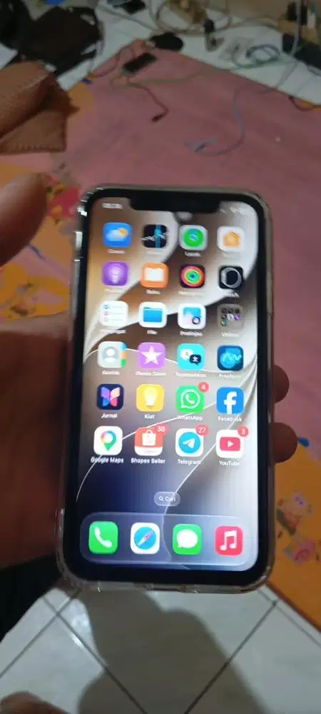 Jual cepat iphone 11 64gb wifi only