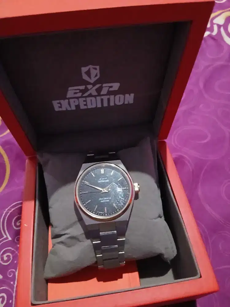 Jam expedition E6857M