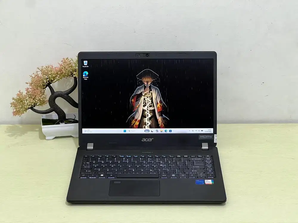 Acer Travelmate P214 i7-1165G7 RAM 8 SSD 512 GB 14 Inch IPS Mulus