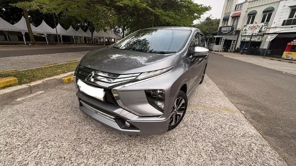 DIJUAL MITSUBISHI XPANDER ULTIMATE AT 2019