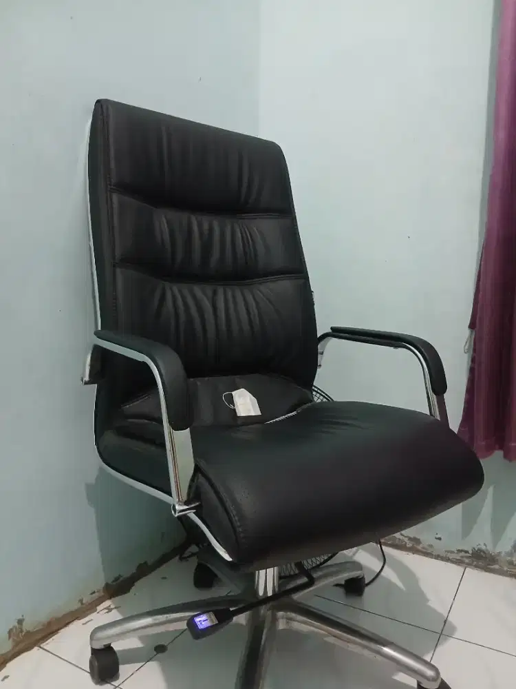 Kursi direktur merek informa paten